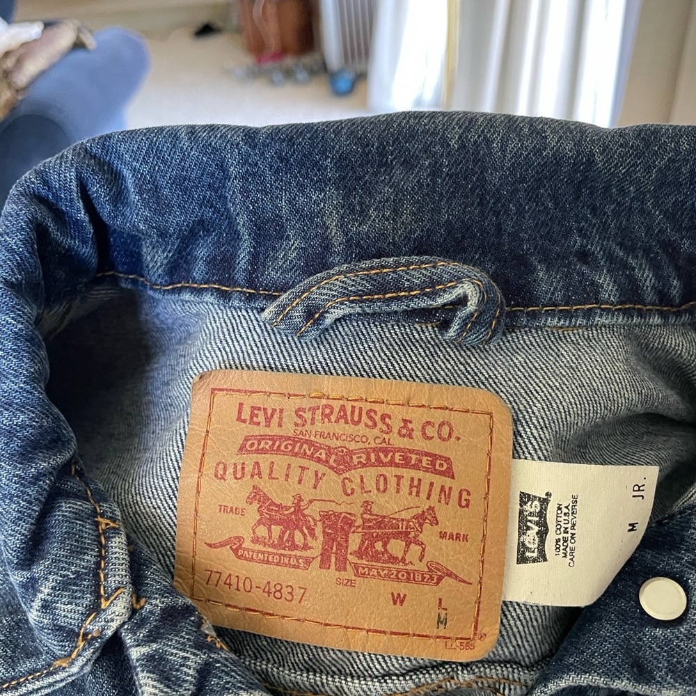 Levi's Indigo Denim Jacket - image 4
